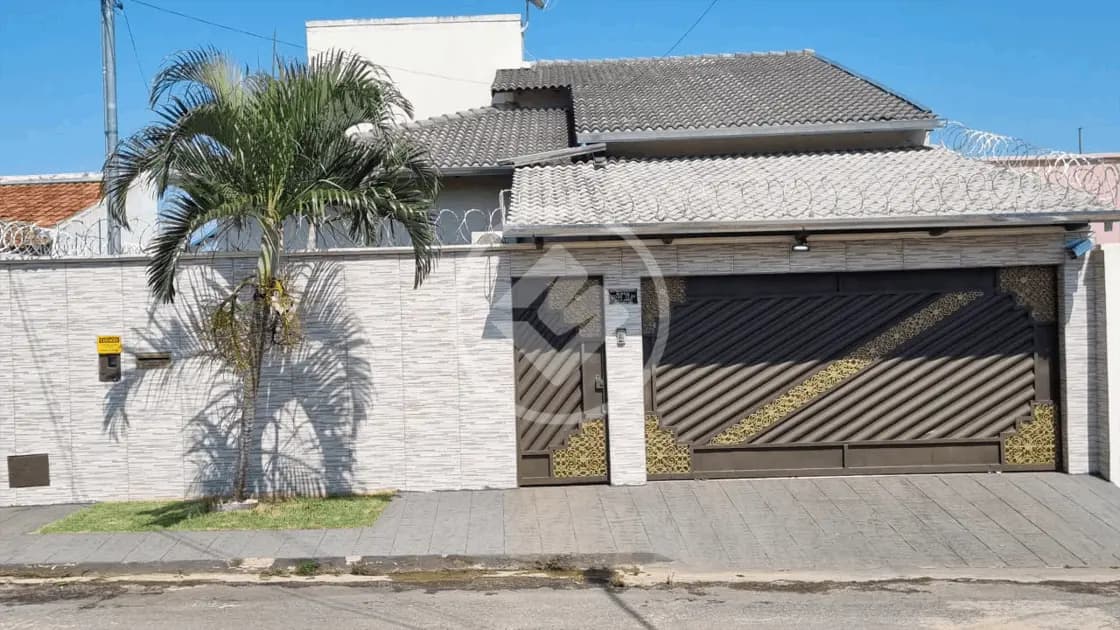 REF: Office1049 Casa no Residencial Flamingo, sendo 3 quartos 3 suítes, Goiânia-GO