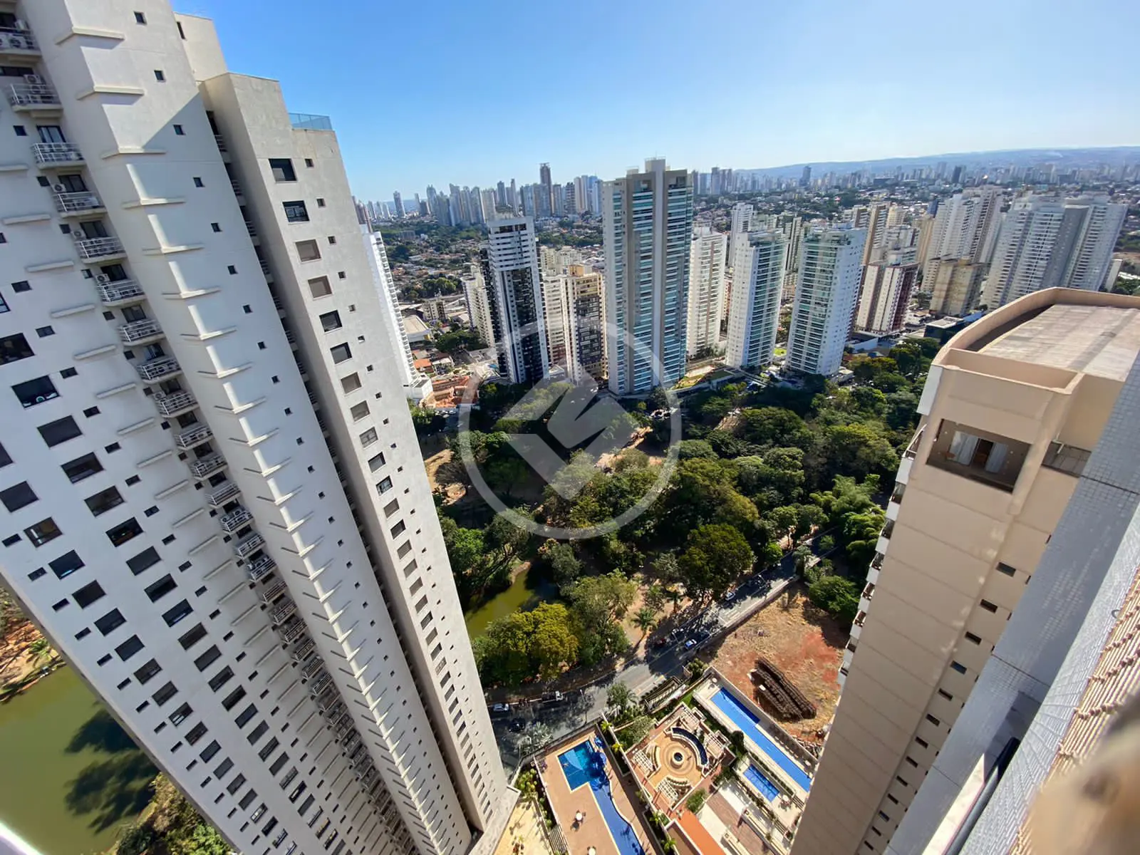 Apartamento 3 quartos no Jardim Goiás, Goiânia — foto 3 de 6