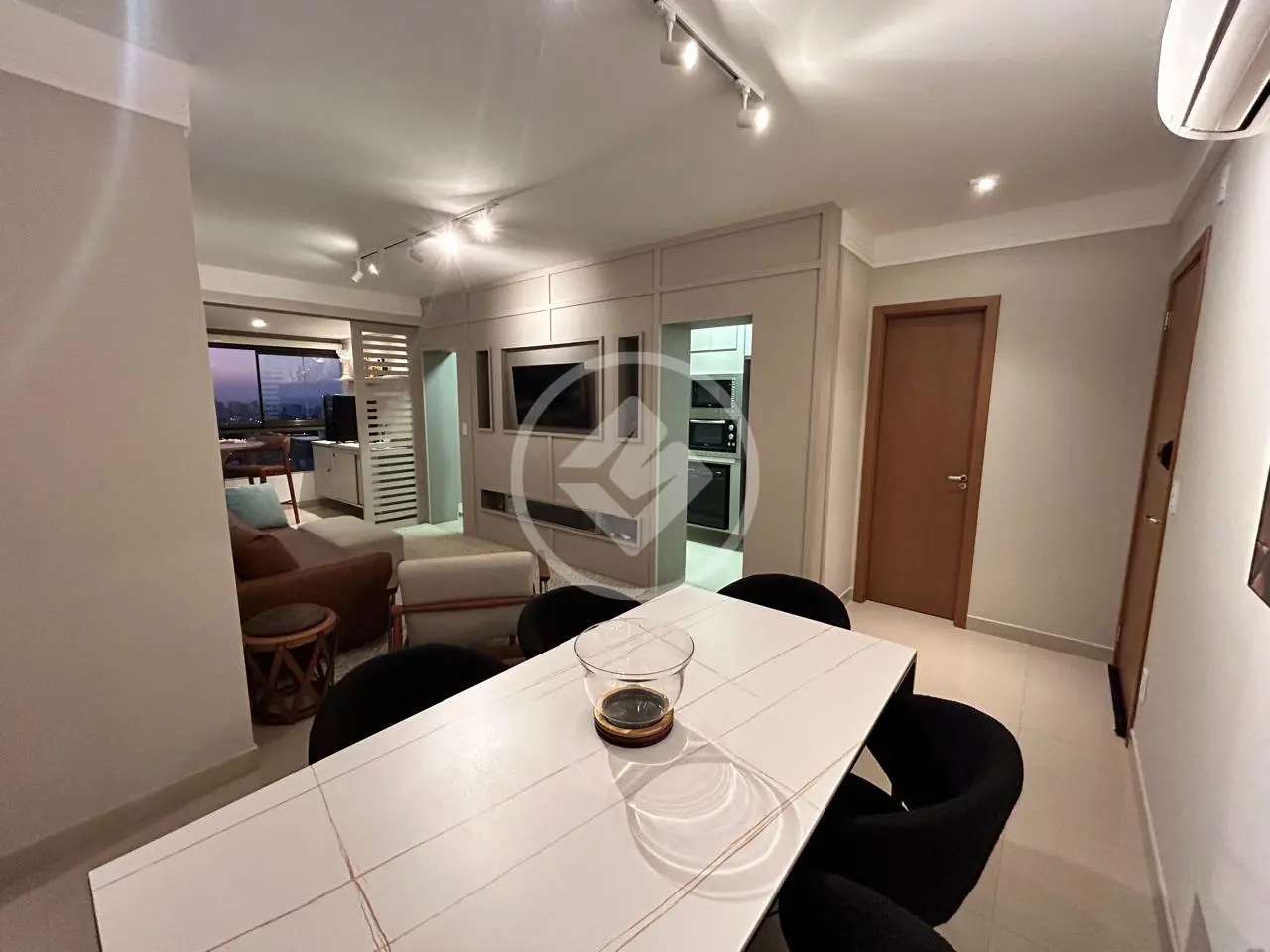 Apartamento Condomínio Itamaraty, Ribeirão Preto - SP — foto 1