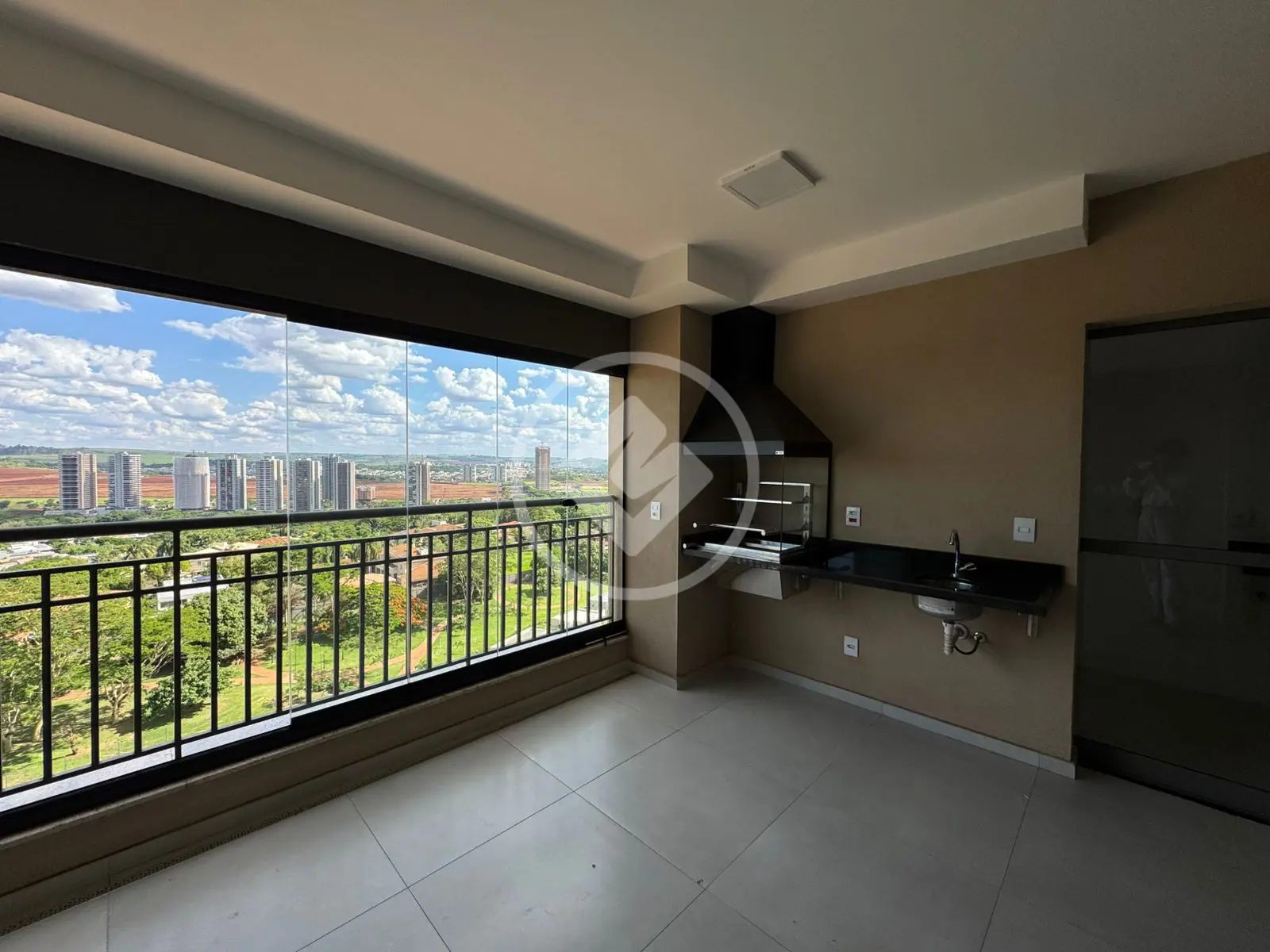Apartamento Plazas de España, Ribeirão Preto - SP — foto 1