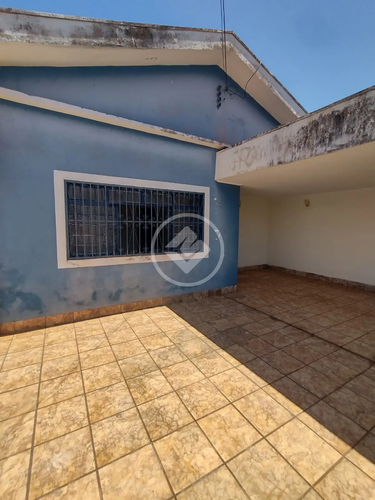 CASA À VENDA NO CAMPOS ELÍSEOS - 186,10 M2 ÁREA CONSTRUÍDA - ÁREA TOTAL 360,00 M2 .