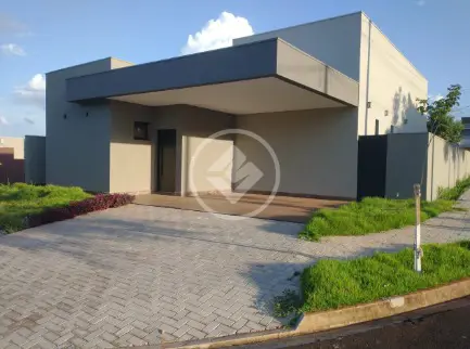 CASA EM BONFIM PAULISTA