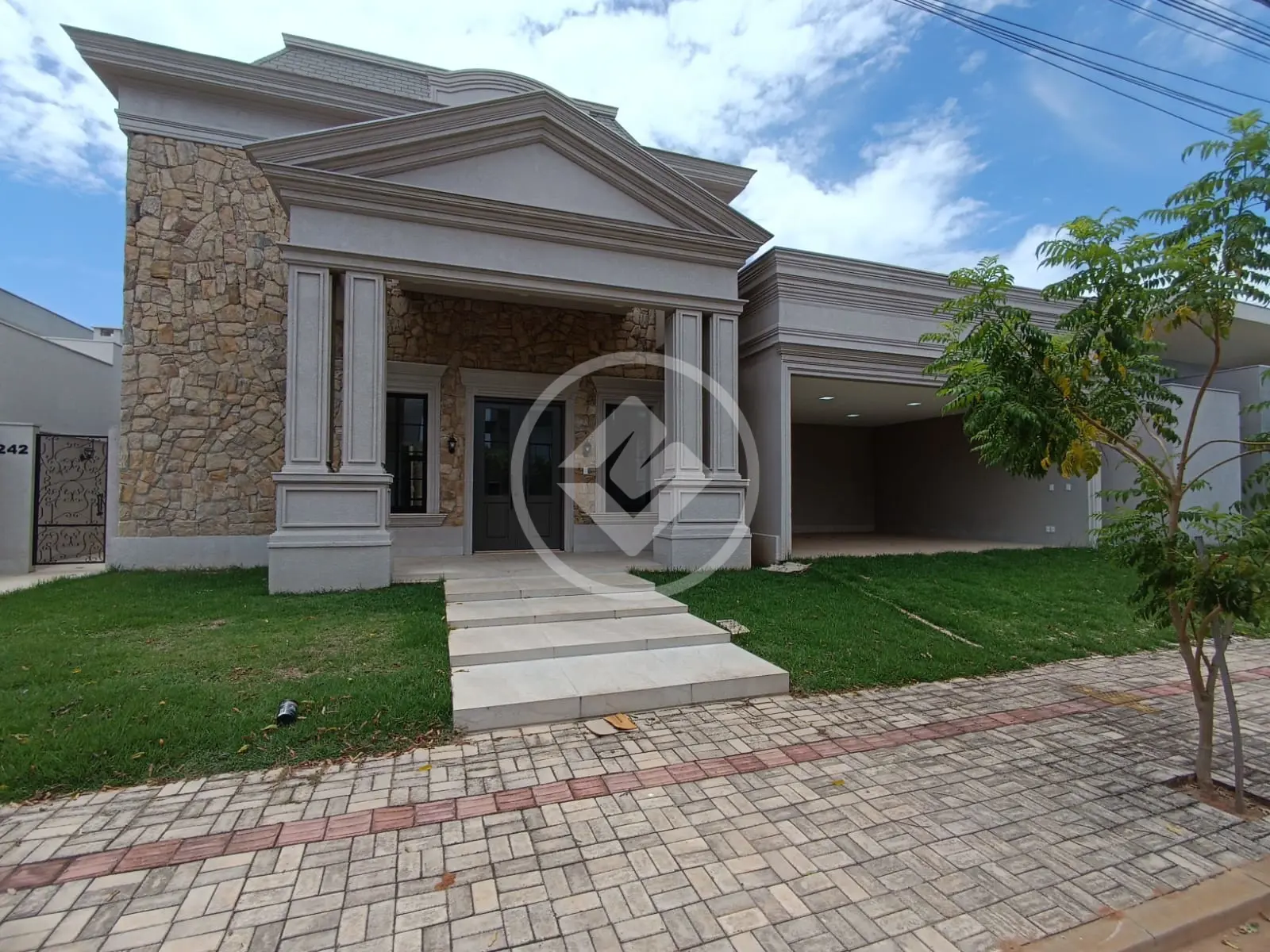 Casa Condomínio Residencial Vila Mineira, Rondonópolis - MT — foto 1