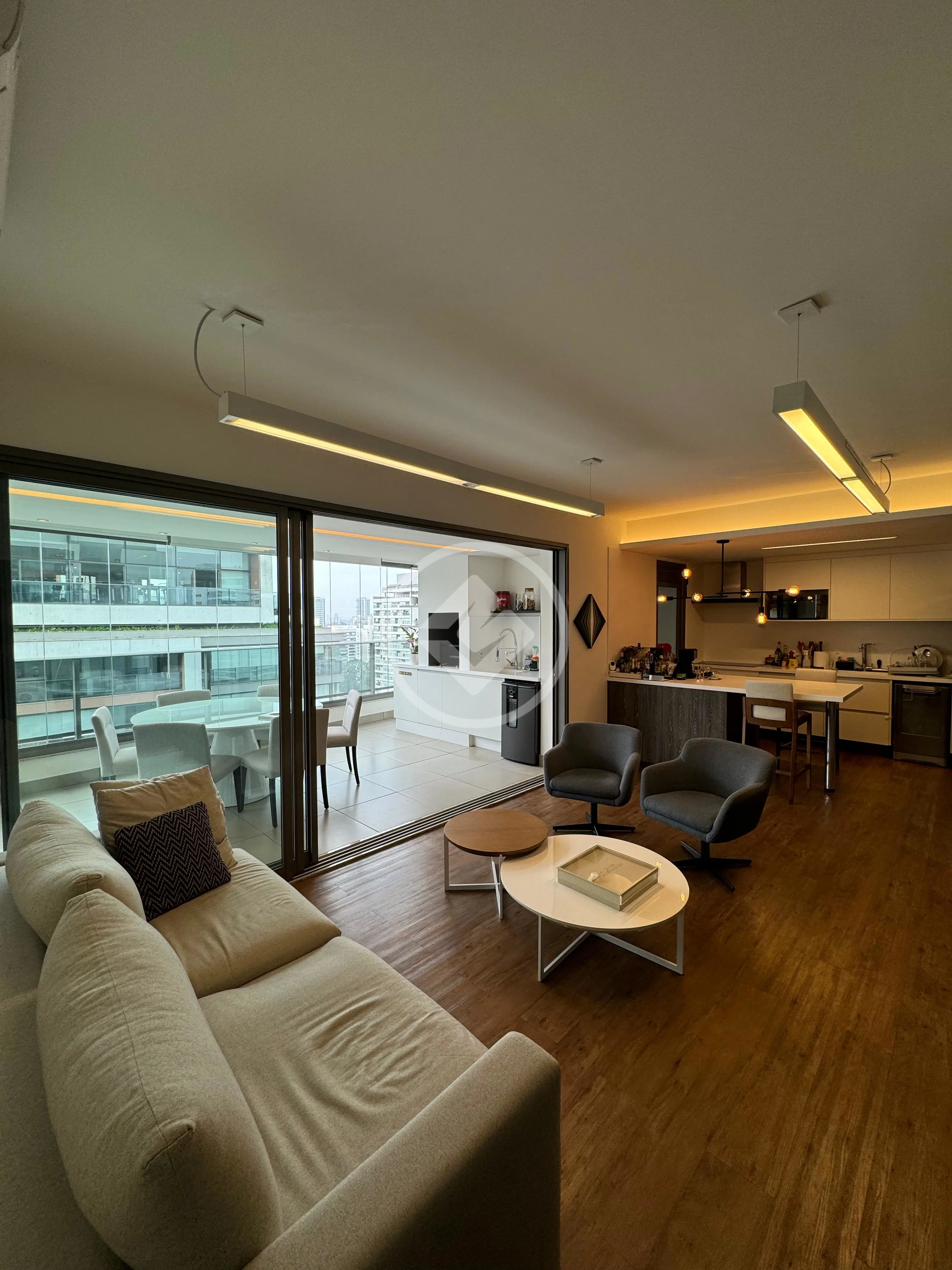 Vendo Apartamento, Andar Alto, 128m², 2 Suítes, 3 Vagas de Garagem, Habitarte 2, Brooklin