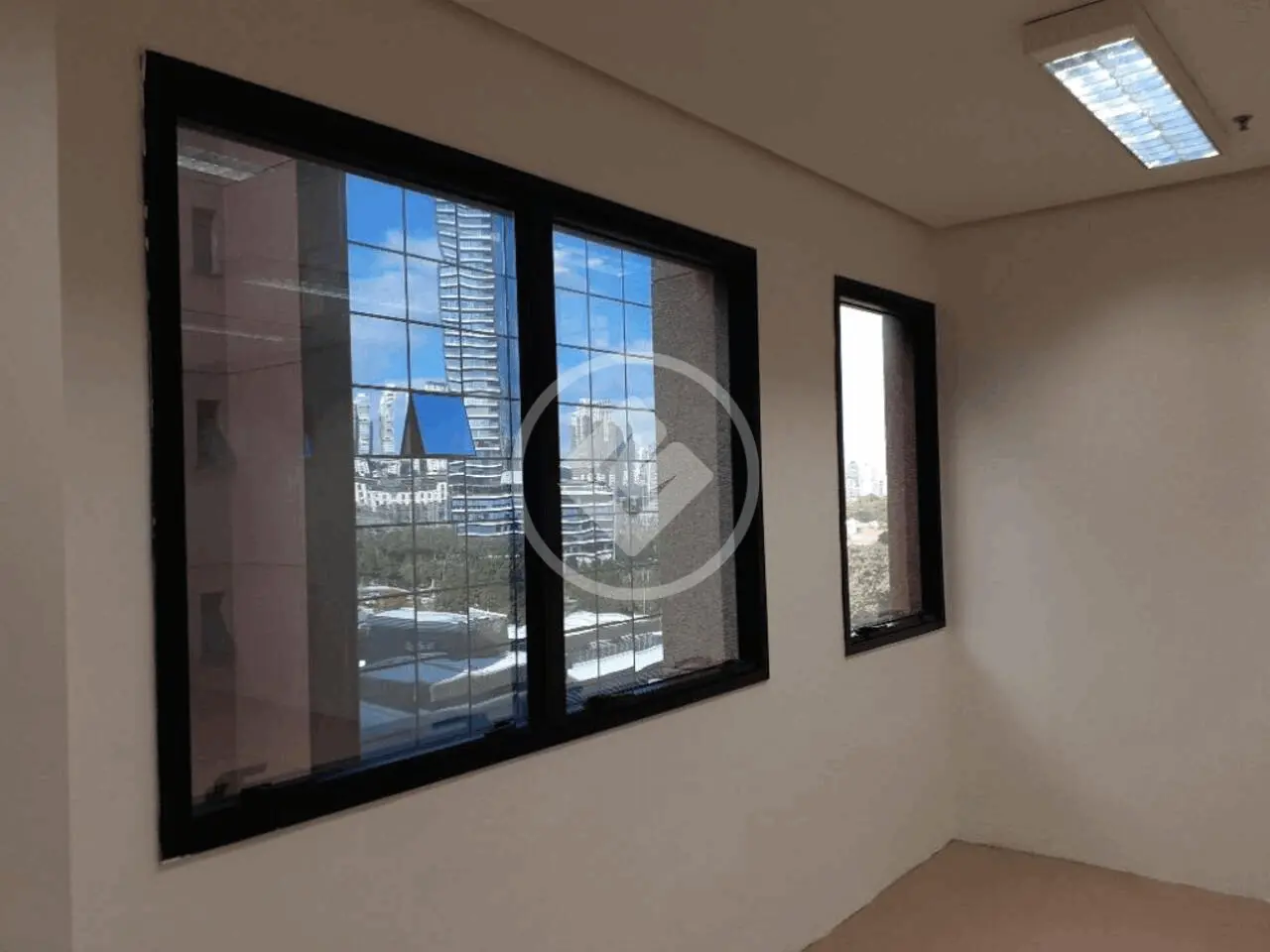 Sala Comercial no Vila Olímpia, São Paulo — foto 3 de 5