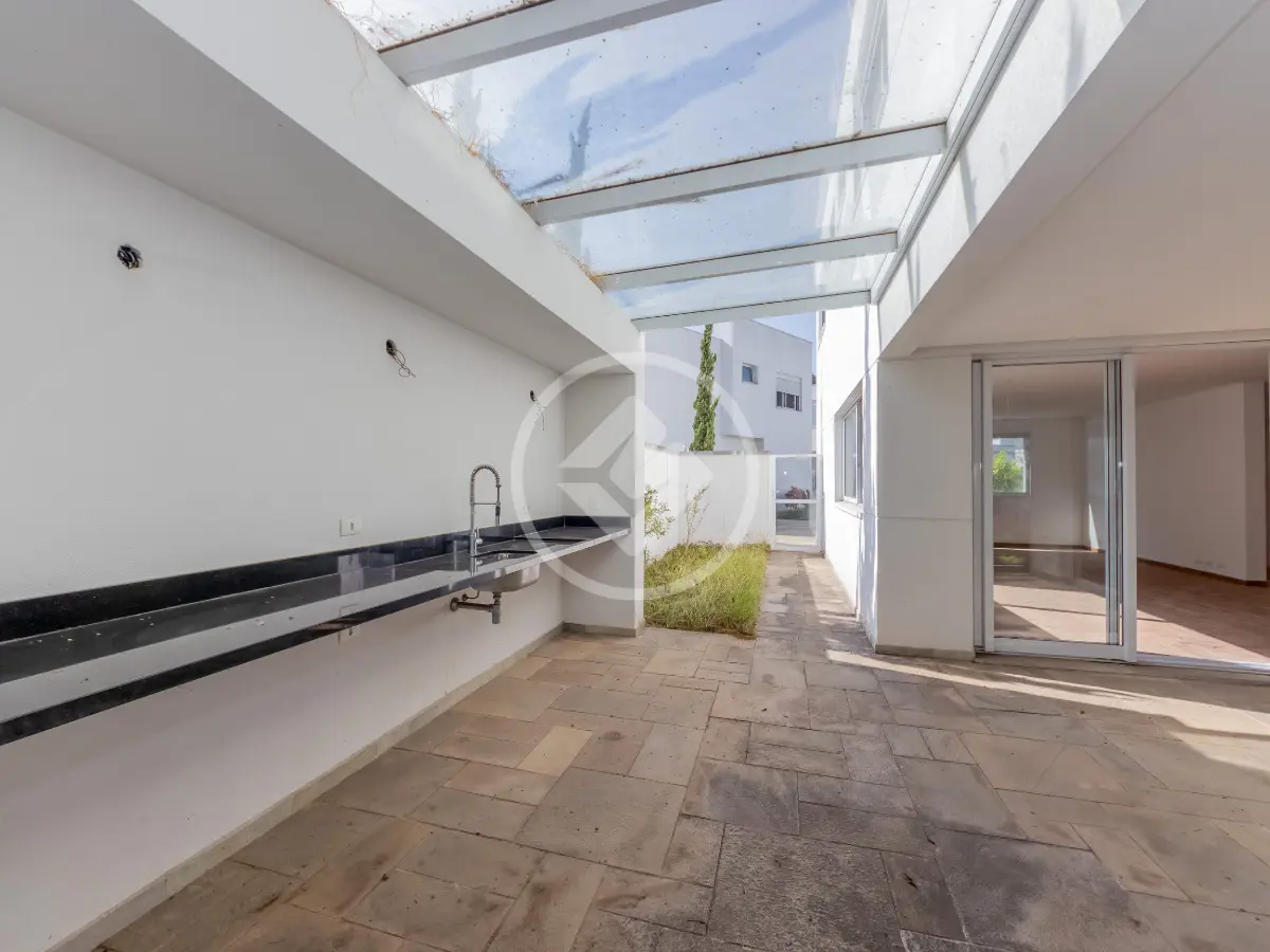Vendo Casa em Condomínio no Alto da Boa Vista, 4 dormitórios e 6 vagas