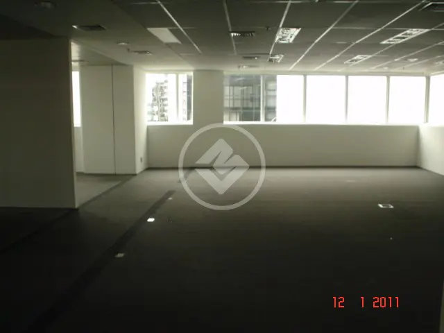 Laje comercial a venda e locação no Ufficio Olympia