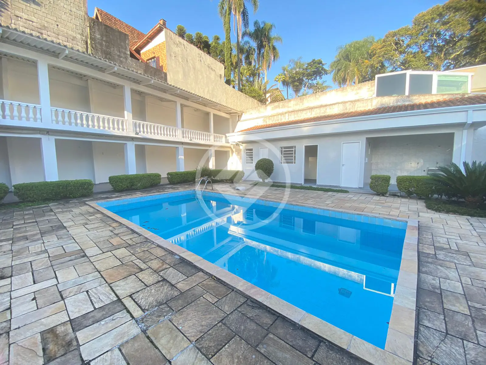 Casa em condomínio fechado com 3 dormitórios, 1 Suite, 2 Vagas e Piscina em Cotia