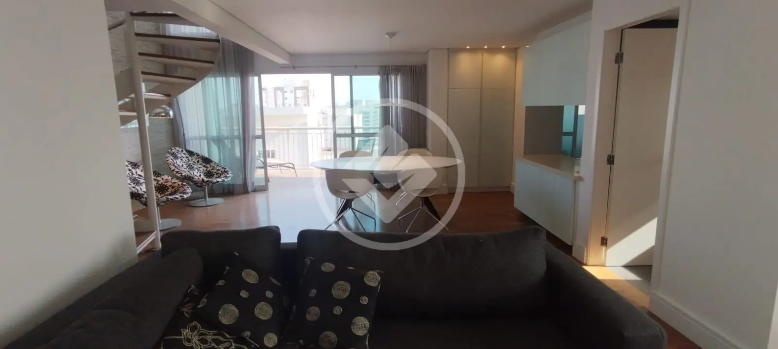APARTAMENTO DUPLEX 104 M², 1 DORM. SENDO SUÍTE, ESCRITOÓRIO, 1 VAGAS | MOEMA PÁSSAROS | VENDA