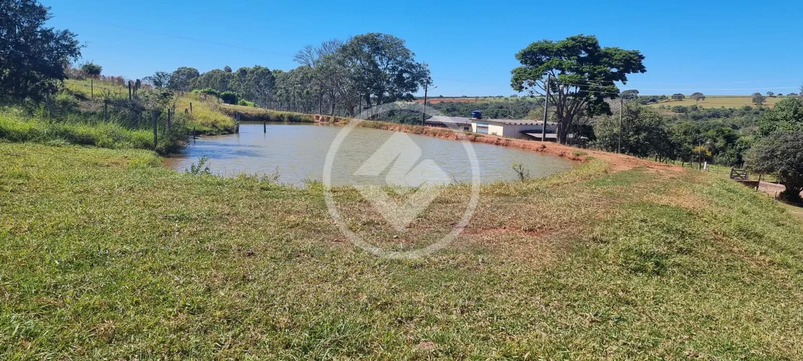 Sítio no Área Rural de Uberlândia, Uberlândia — foto 5 de 6