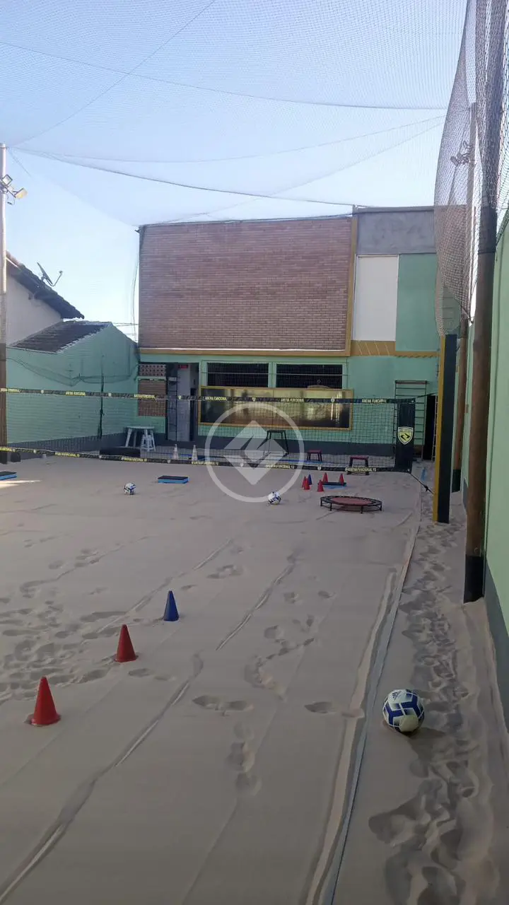 Galpão (Quadra de Areia) – 300 m² - Jardim das Palmeiras - Uberlândia/MG