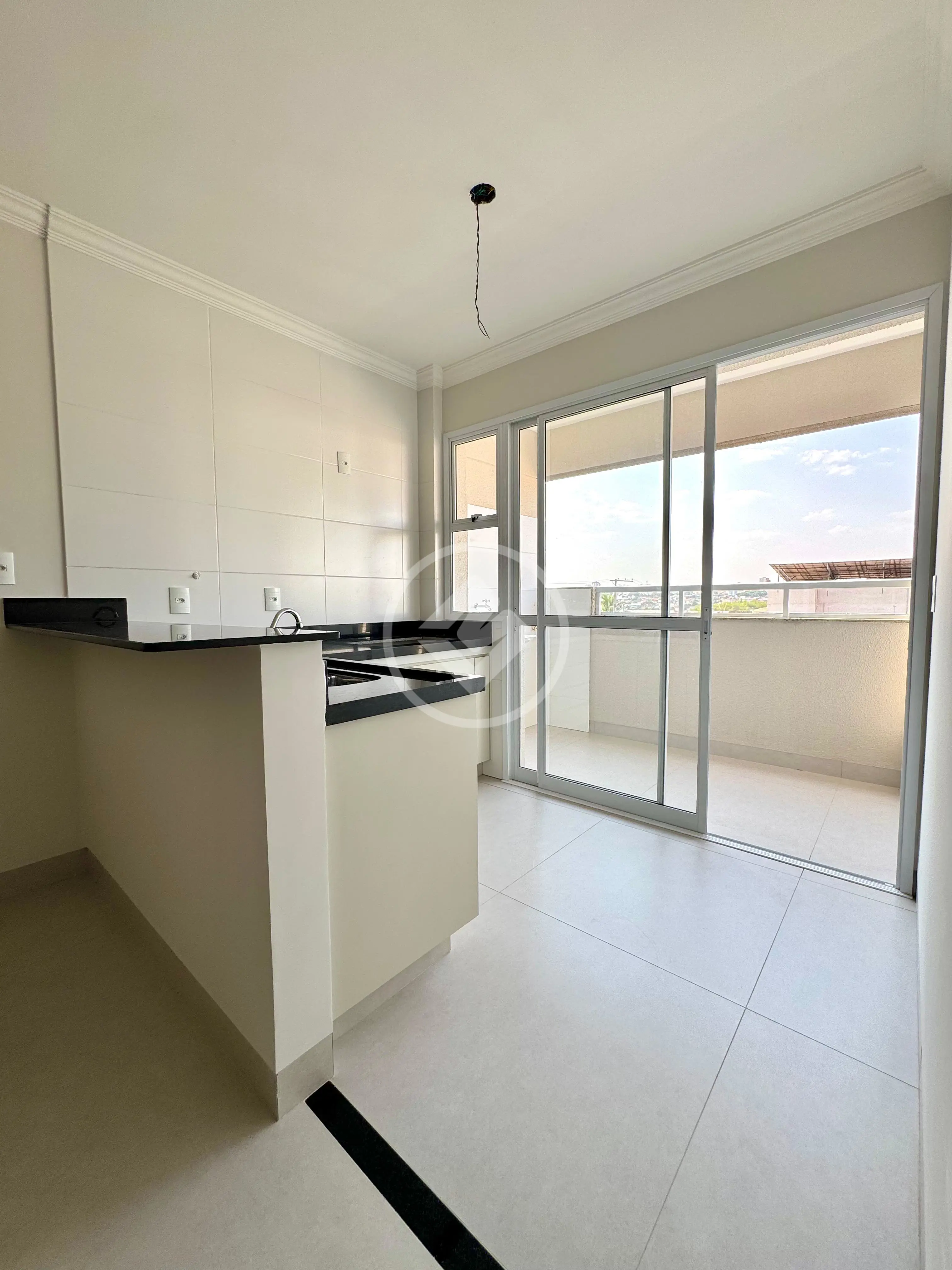 Apartamento à Venda com 2 Quartos, sendo 1 Suíte - 52 m² - Granada - Uberlândia/MG