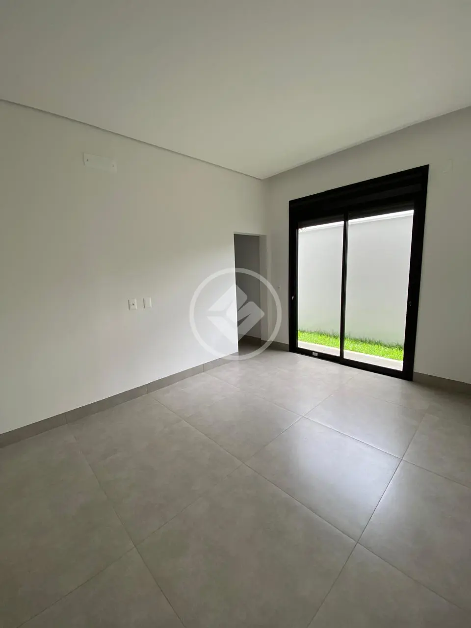 Casa Condomínio Jardim Espanha, Uberlândia - MG — foto 2