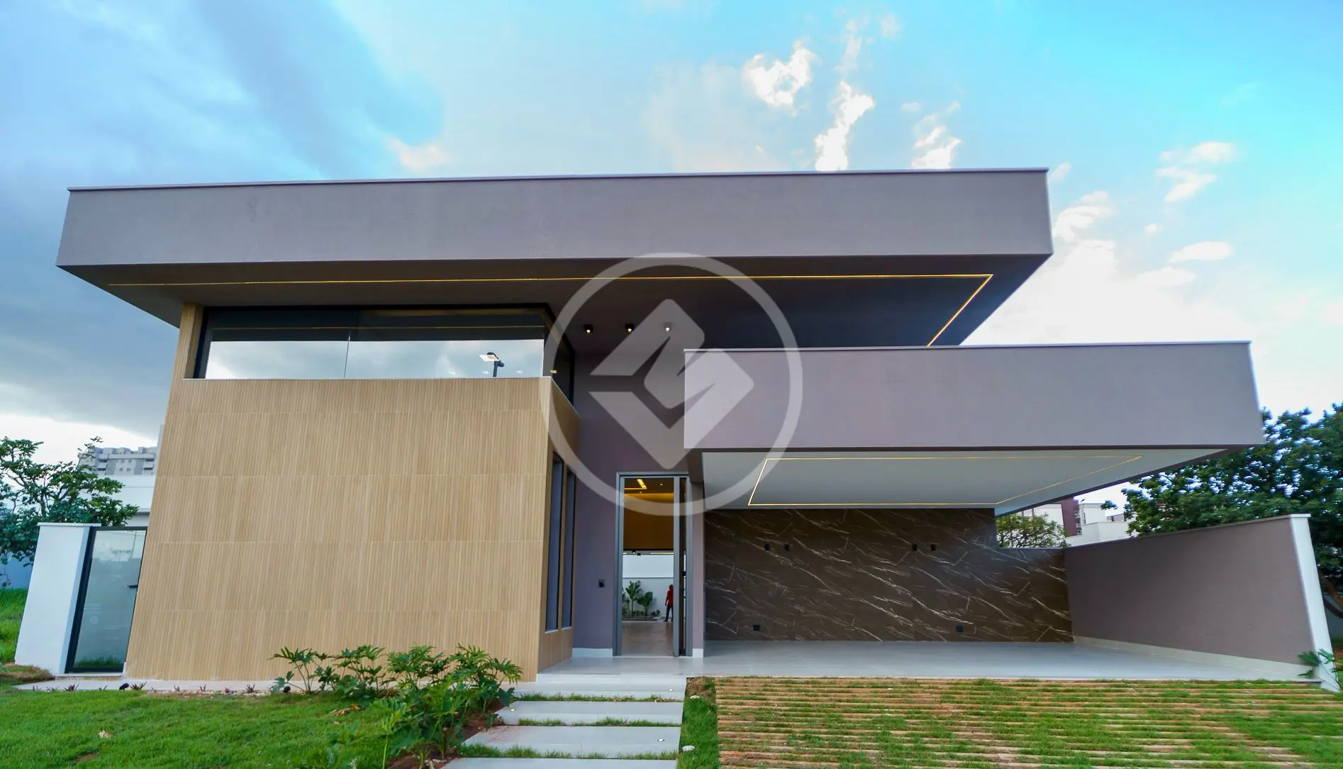 Casa Condomínio Granada, Uberlândia - MG — foto 1