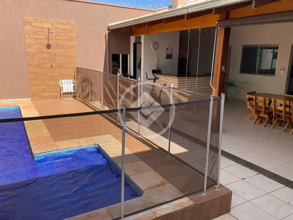 Casa 4 quartos no Santa Mônica, Uberlândia — foto 4 de 6