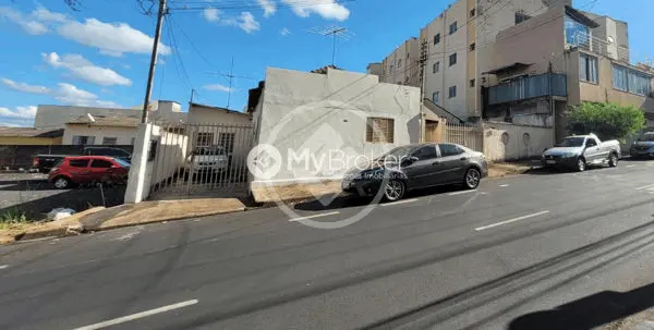Terreno à venda com – 851m²- Centro- Uberlândia/MG