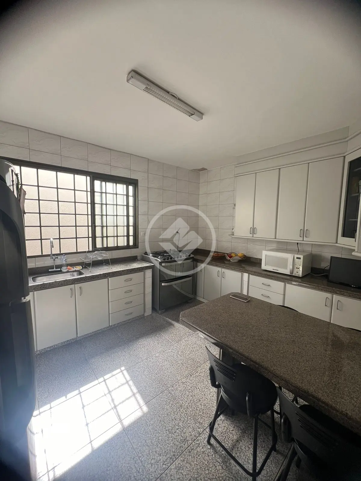 Sobrado 3 quartos no Santa Mônica, Uberlândia — foto 6 de 6