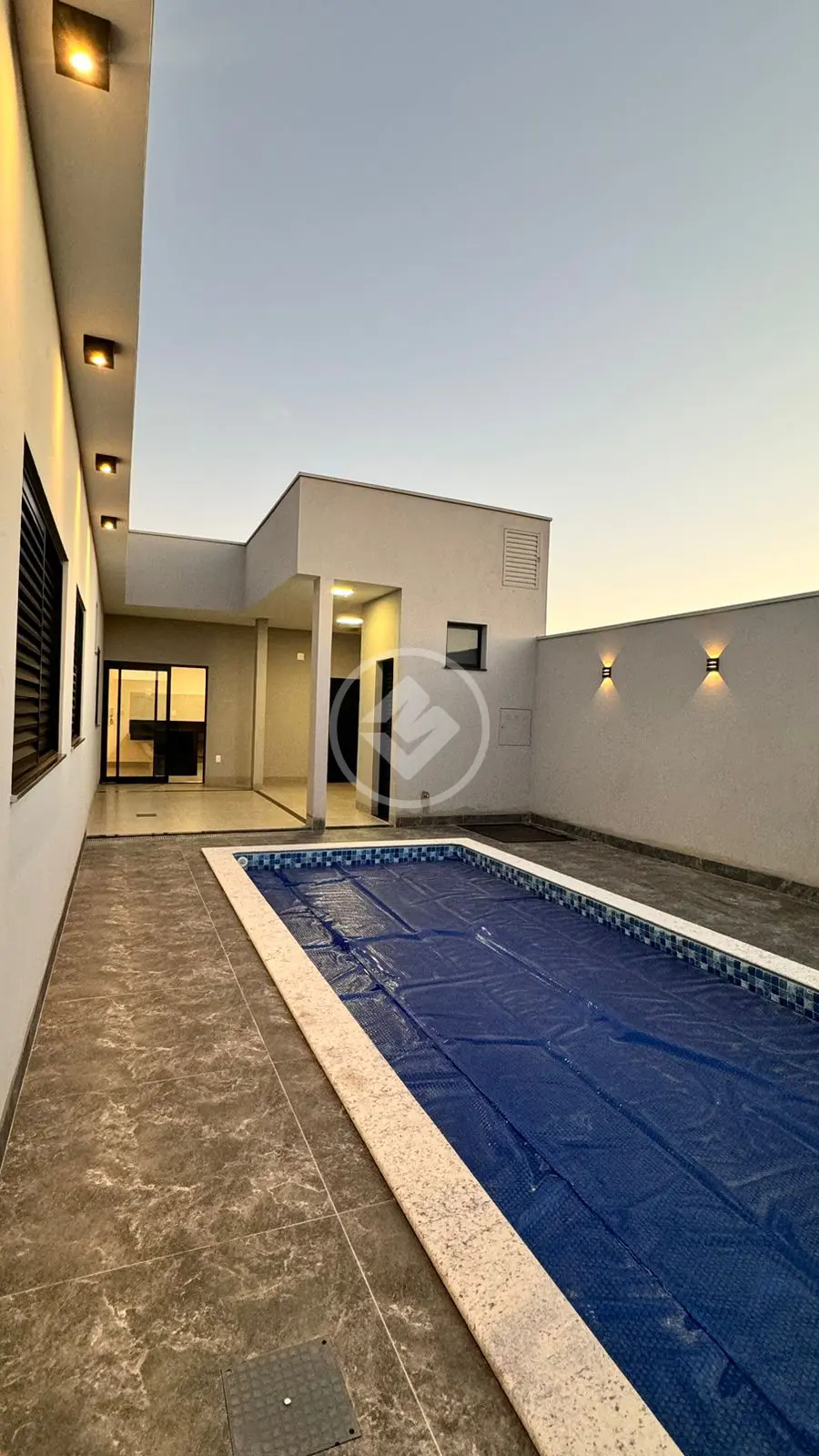 Casa á Venda com 3 Quartos, sendo 1 Suíte - 150 m² - Aclimação - Uberlândia/MG