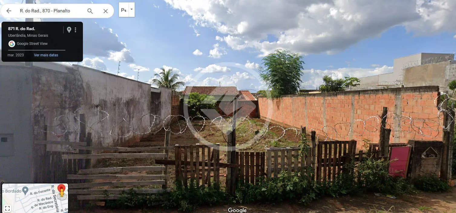 Terreno à Venda - 240 m² - Planalto - Uberlândia - MG