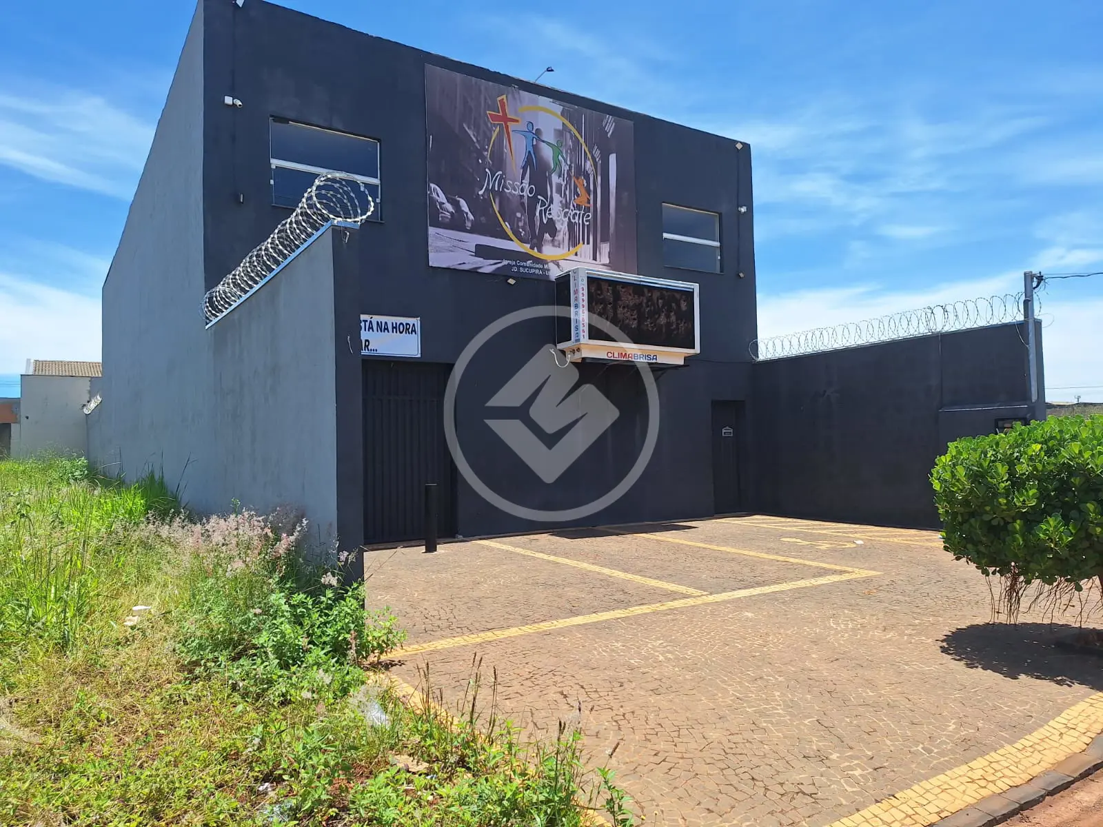 Galpão à Venda ou para Locação - 300m² - Residencial Integração - Uberlândia/MG