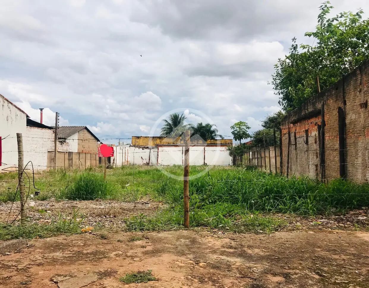 Terreno Presidente Roosevelt, Uberlândia - MG — foto 1