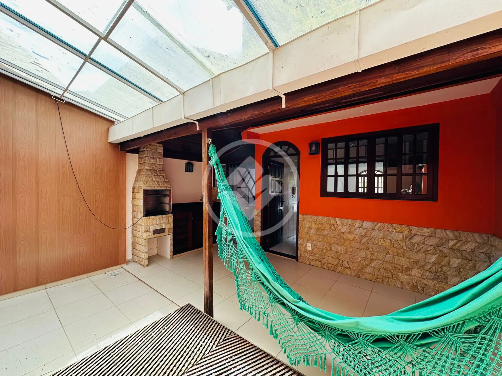 Casa em condomínio, 2 quartos, area gourmet com hidro privativa, 60m, Centro, Teresópolis/RJ