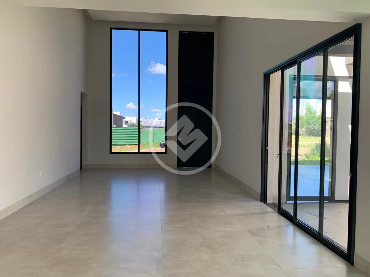 Casa Condomínio 4 quartos no Laranjeiras, Uberlândia — foto 3 de 6