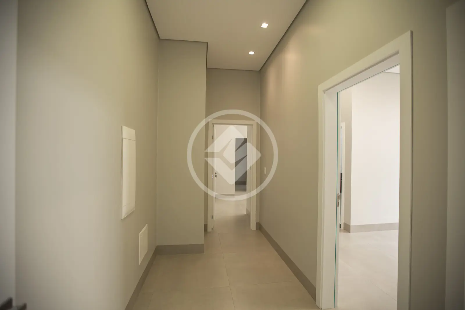 Casa Condomínio 4 quartos no GRANJA MARILEUSA, Uberlândia — foto 3 de 6