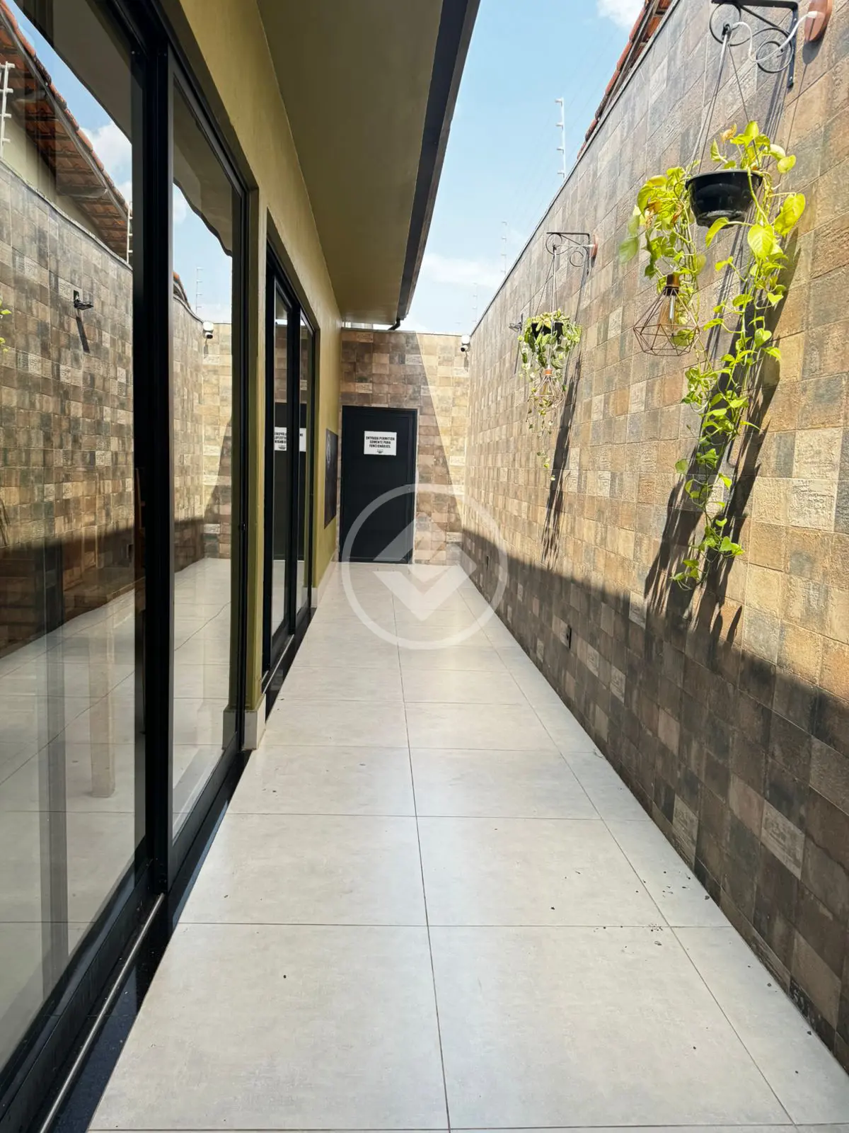 Casa Comercial Cidade Jardim, Uberlândia - MG — foto 1