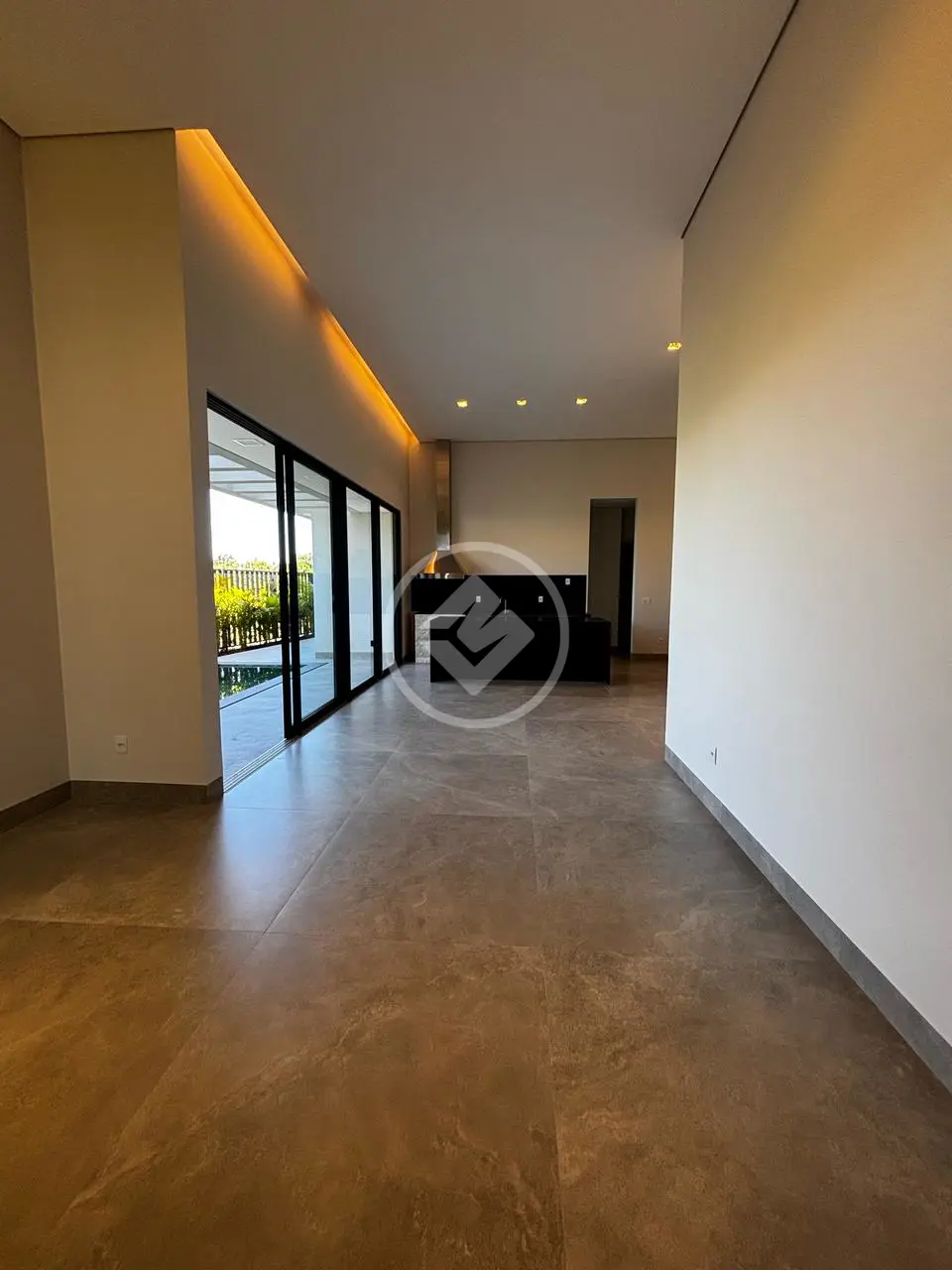 Casa Condomínio 4 quartos no GRANJA MARILEUSA, Uberlândia — foto 3 de 6