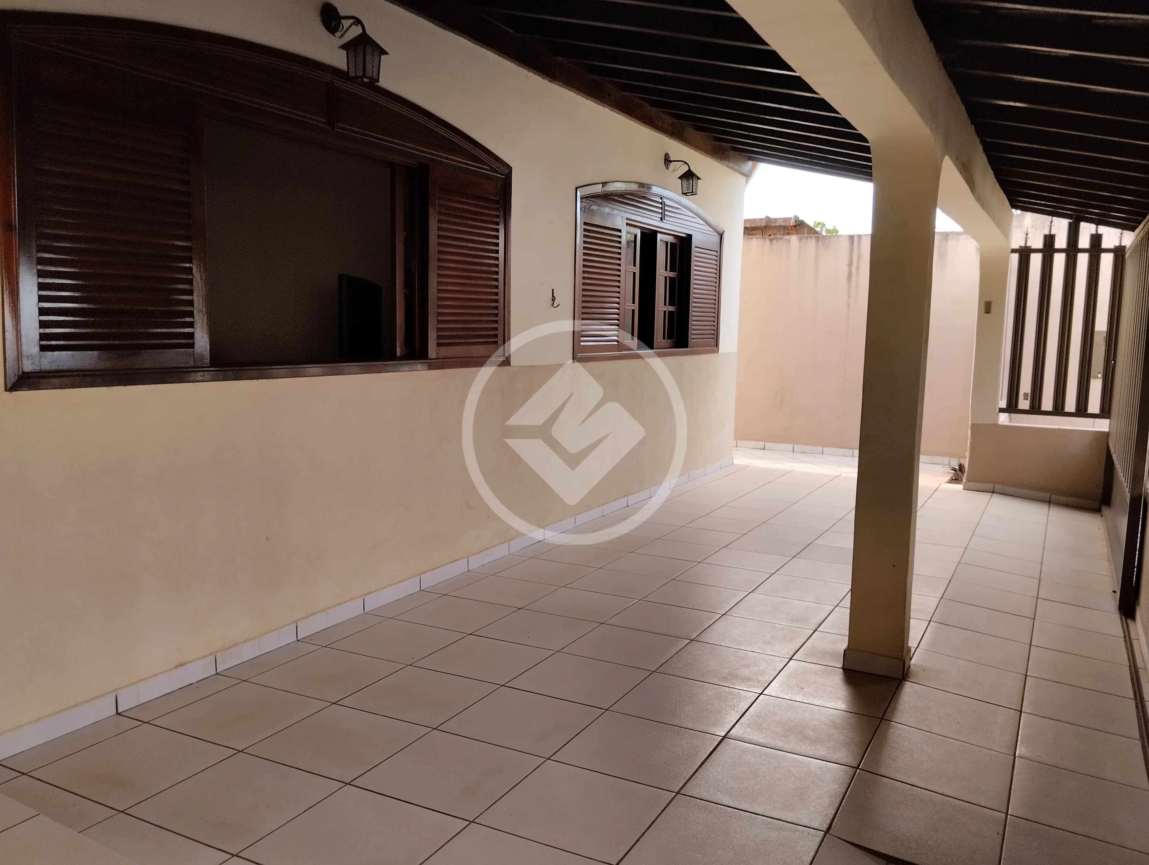 Casa 5 quartos no Santa Mônica, Uberlândia — foto 3 de 6