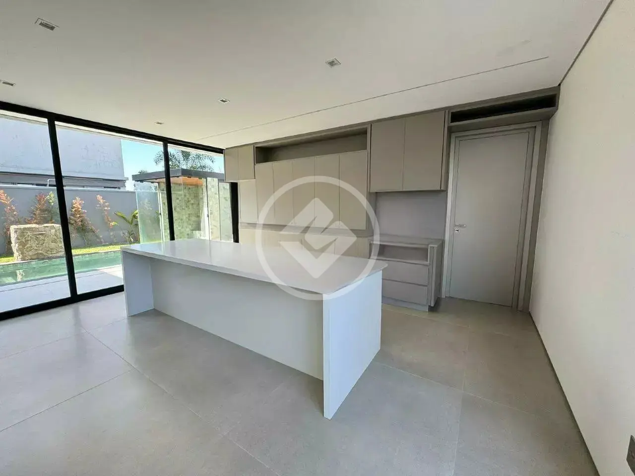 Casa Condomínio 4 quartos no GRANJA MARILEUSA, Uberlândia — foto 4 de 6