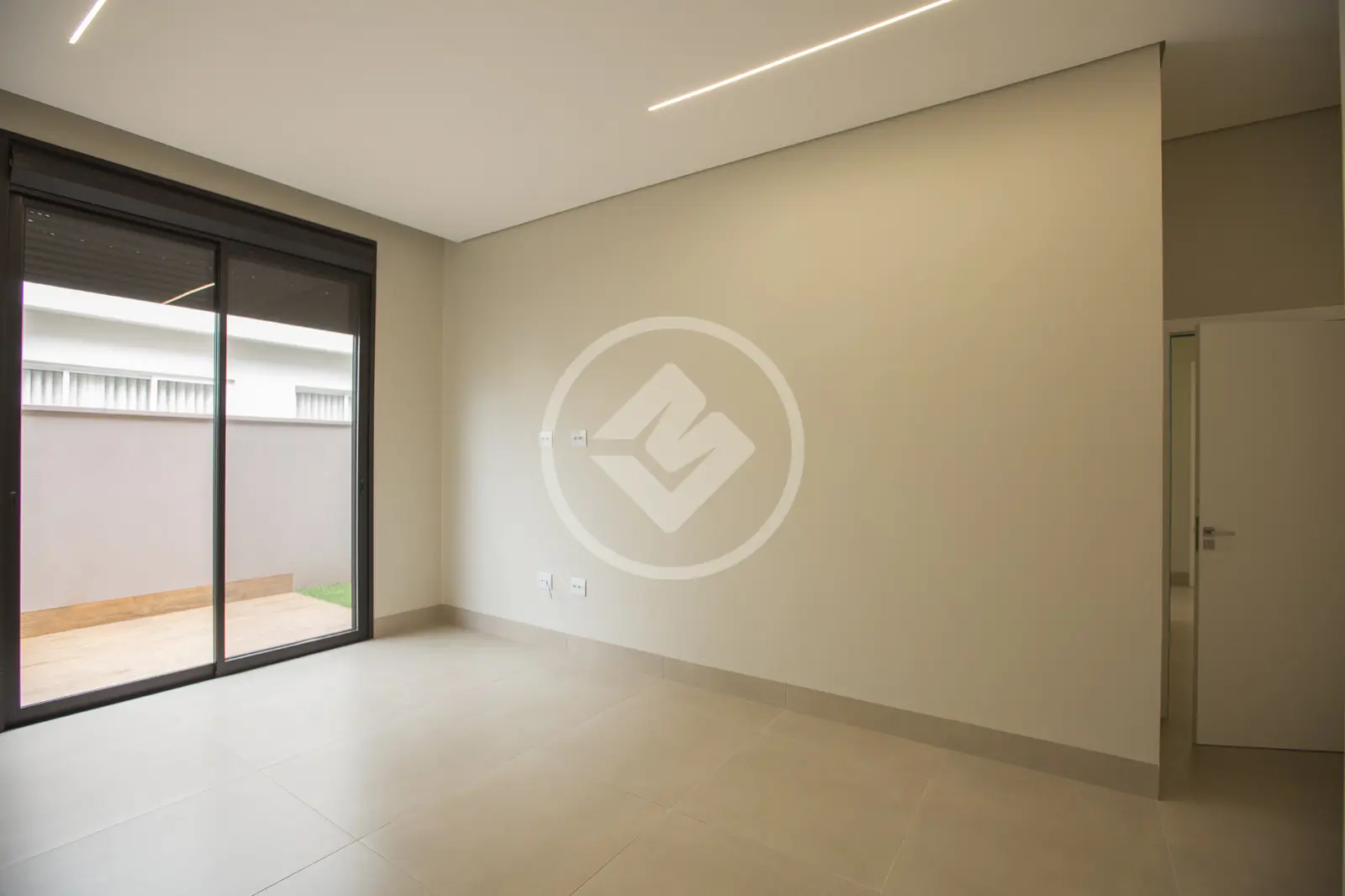Casa Condomínio 4 quartos no GRANJA MARILEUSA, Uberlândia — foto 5 de 6