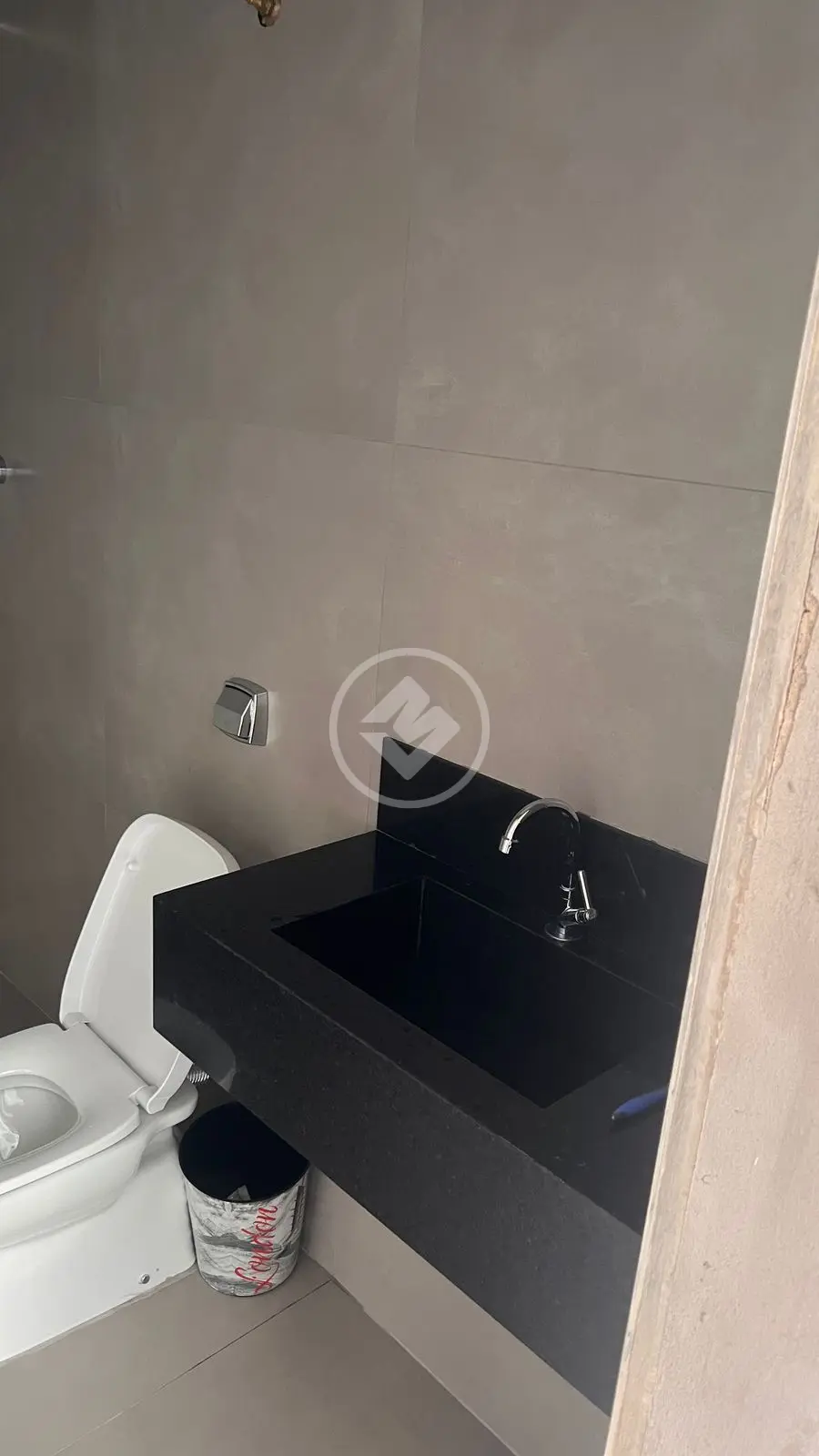 Casa Comercial 1 quarto no Novo Mundo, Uberlândia — foto 5 de 6