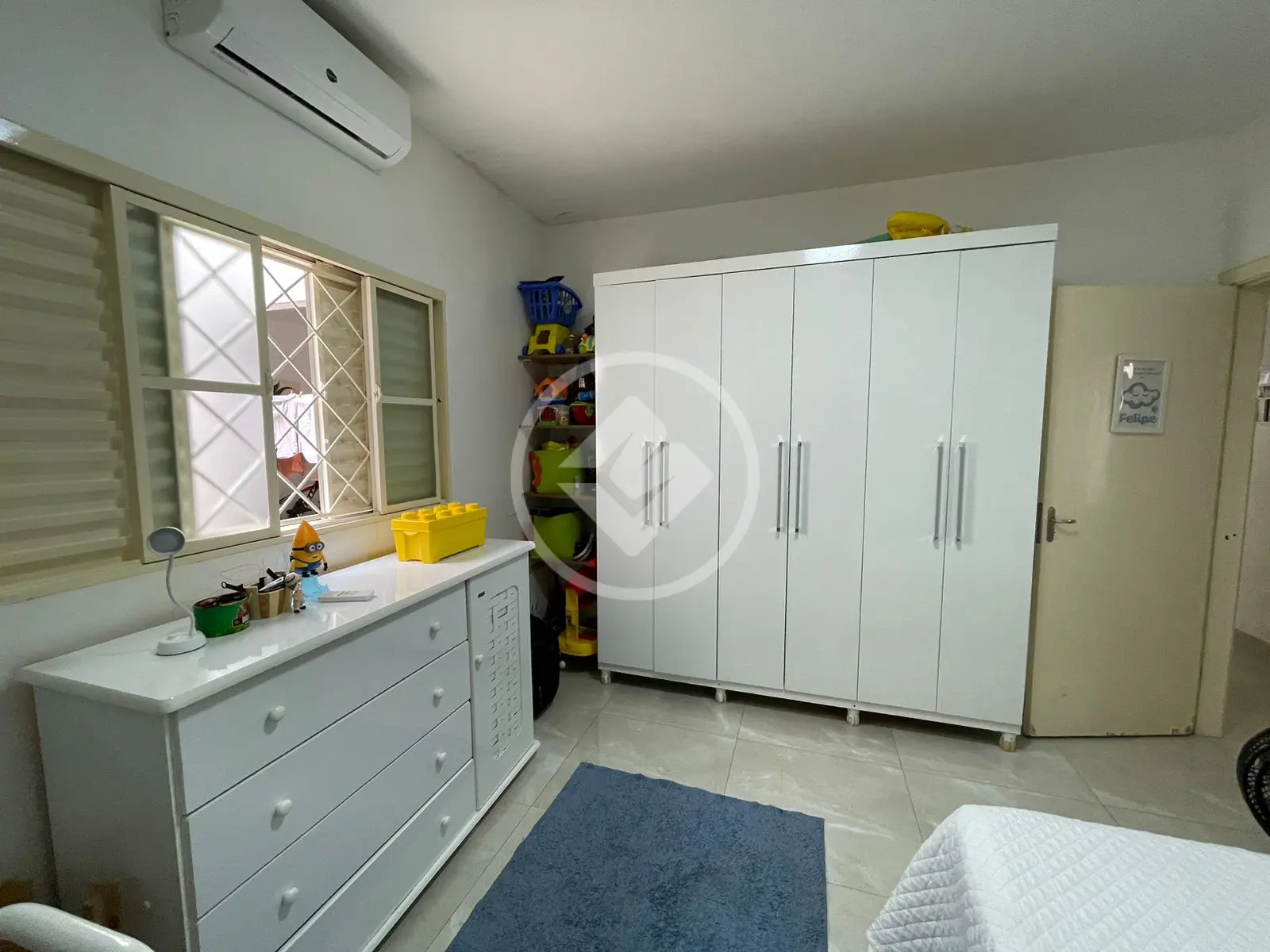 Casa à venda com 3 quartos sendo 1 Suíte – 200m²- Custódio Pereira- Uberlândia/MG