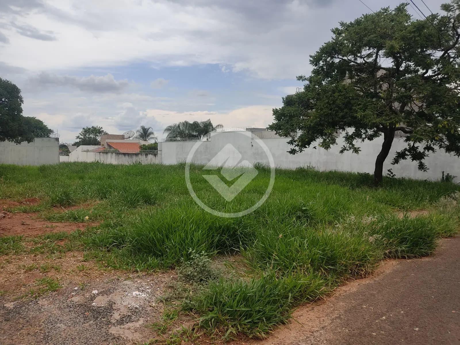 Terreno no Jardim Karaíba, Uberlândia — foto 3 de 5