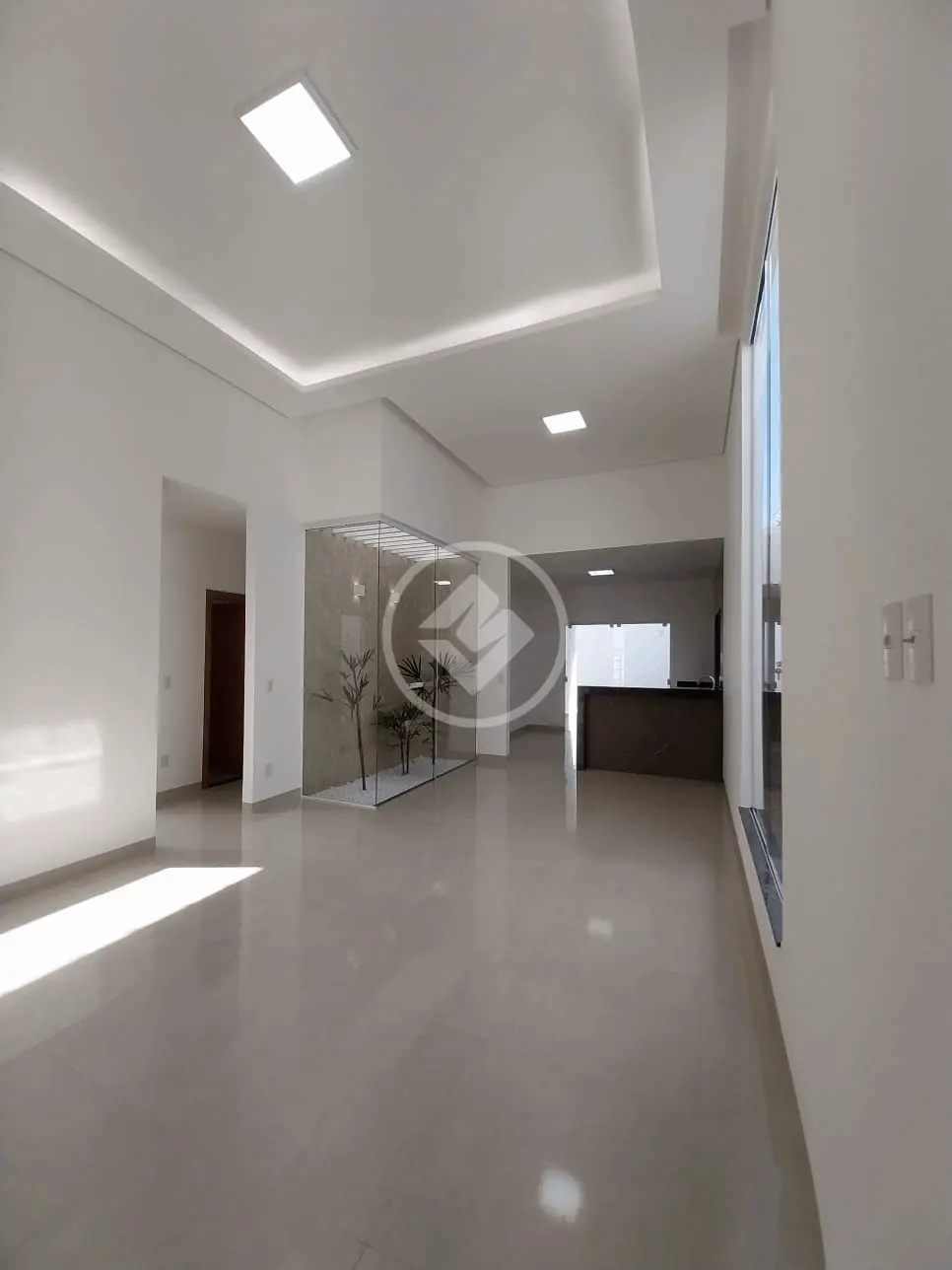 Casa à venda com 3 quartos, sendo 1 suíte – 165 m²- Laranjeiras - Uberlândia/MG