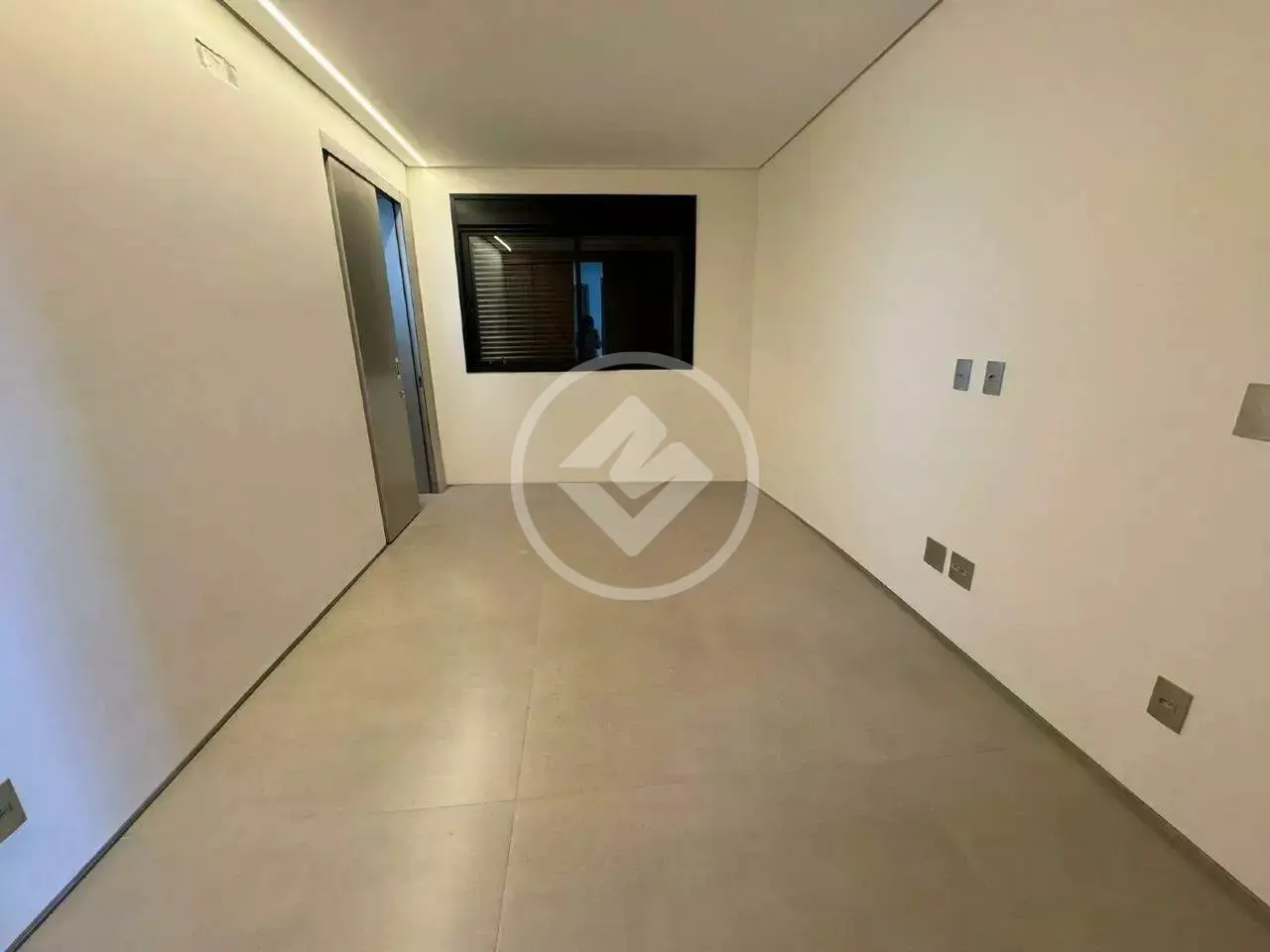 Casa Condomínio 4 quartos no GRANJA MARILEUSA, Uberlândia — foto 6 de 6