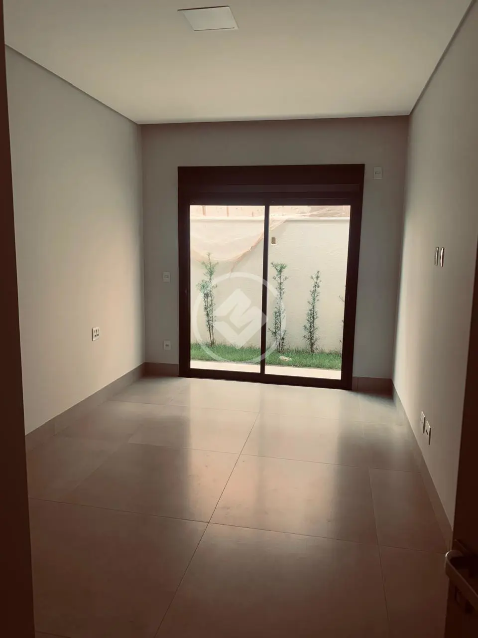 Casa Condomínio 4 quartos no Laranjeiras, Uberlândia — foto 4 de 6