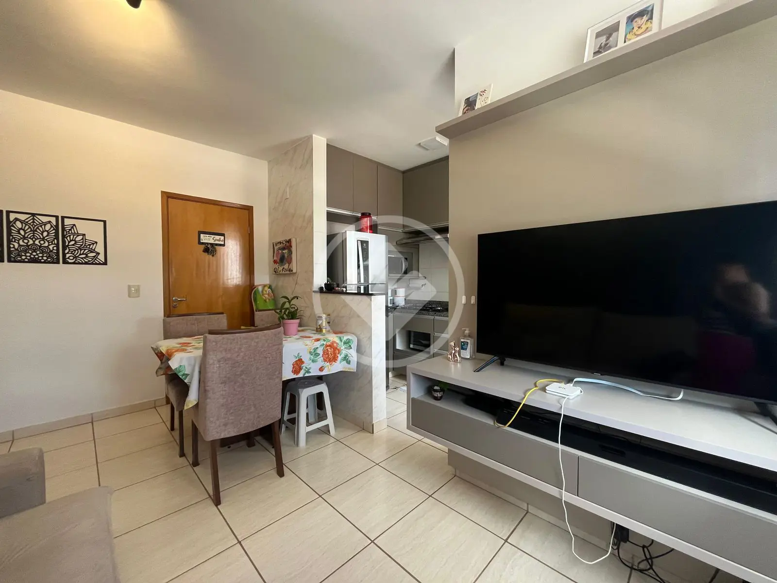 Apartamento Laranjeiras, Uberlândia - MG — foto 1