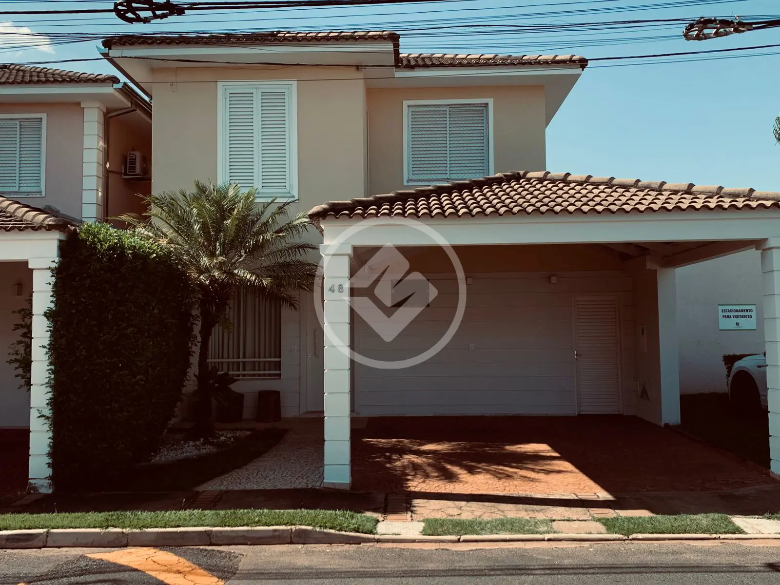 Sobrado Em Condomínio Jardim Karaíba, Uberlândia - MG — foto 1