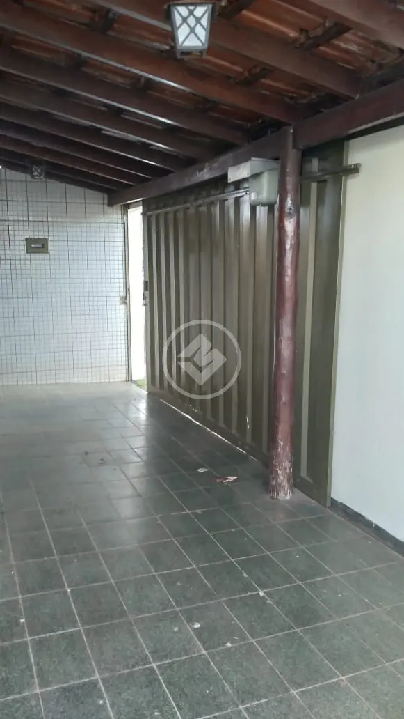 Casa 4 quartos no Nossa Senhora Aparecida, Uberlândia — foto 2 de 5
