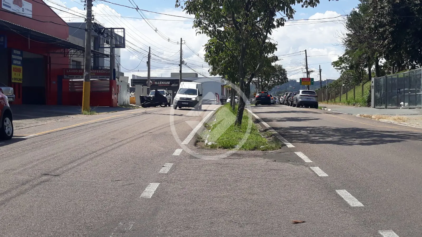 Terreno comercial á venda no centro de Vinhedo SP