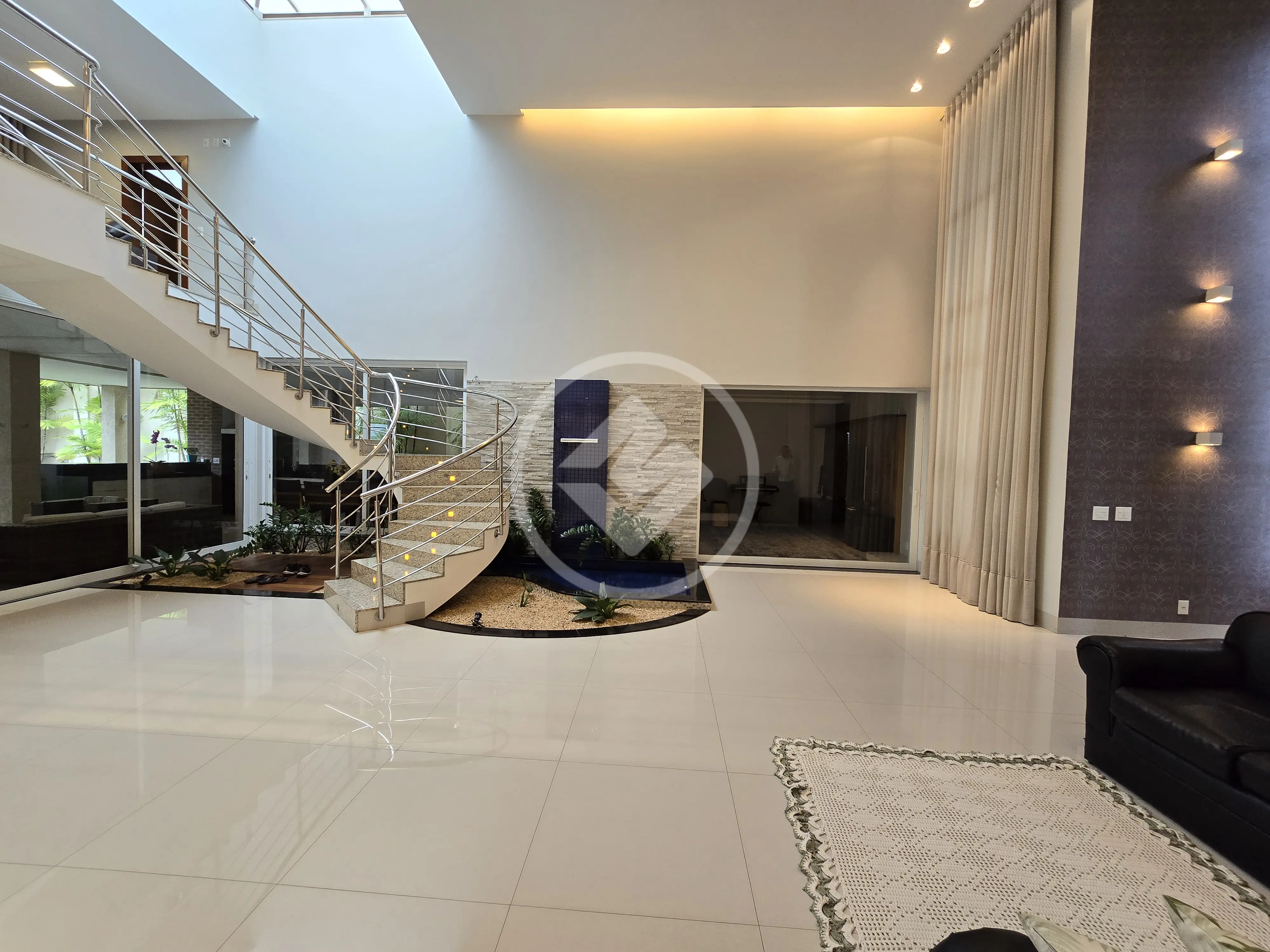 Sobrado Em Condomínio 5 quartos no Loteamento Alphaville Residencial, Goiânia — foto 3 de 6