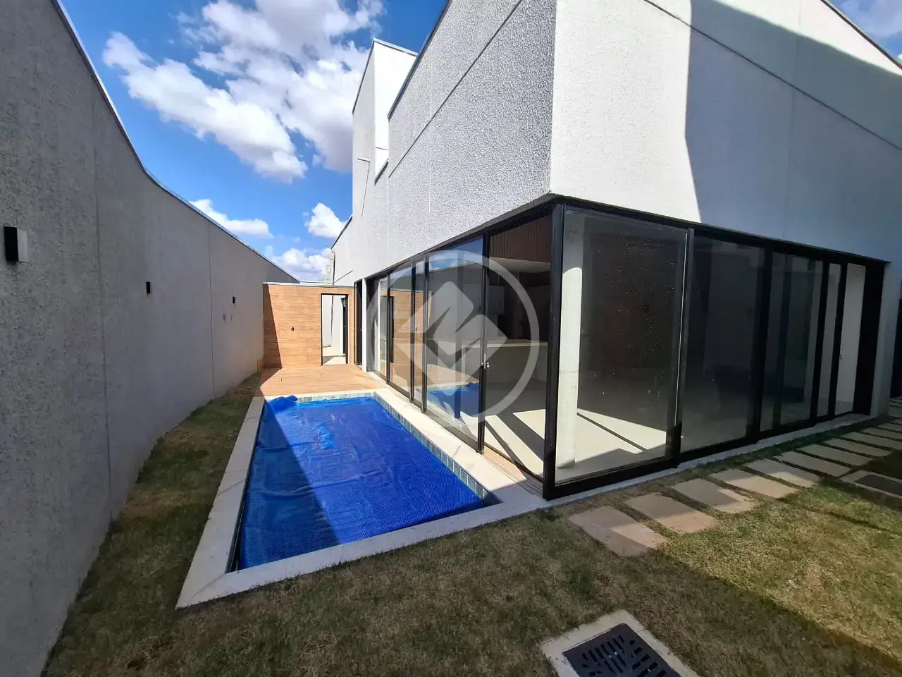 Casa Condomínio Jardins Bolonha, Senador Canedo - GO — foto 1