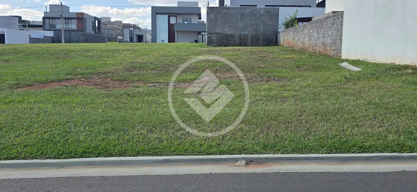 Terreno Condomínio Jardins Bolonha, Senador Canedo - GO — foto 1