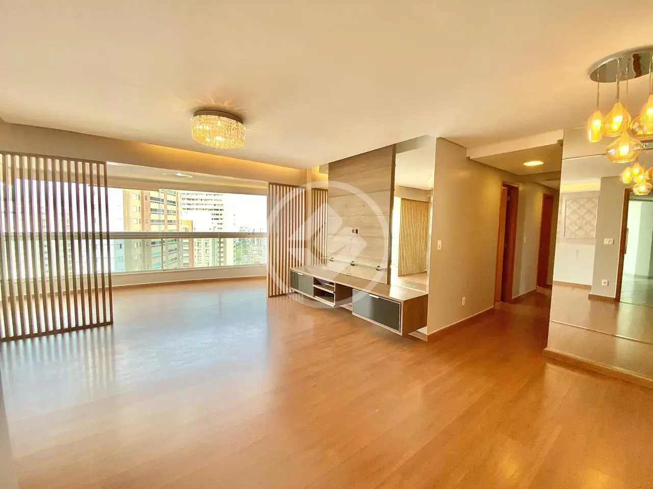 Condominio No Lessence Flamboyant 3 Quartos