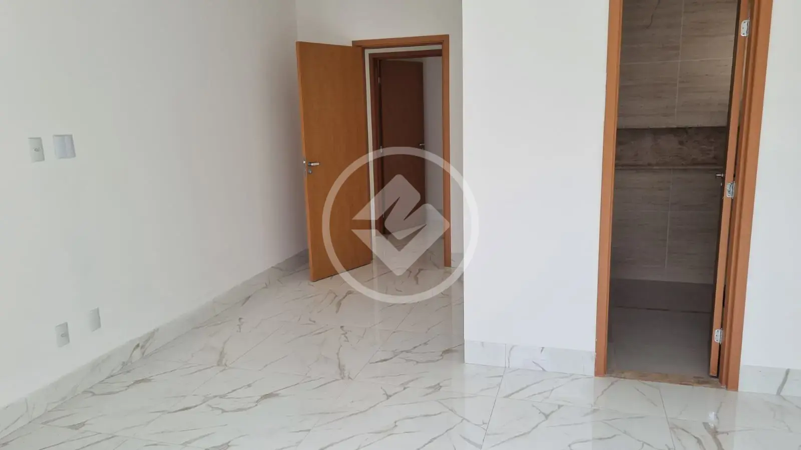 Casa Condomínio 4 quartos no Chácaras Alto da Glória, Goiânia — foto 5 de 6