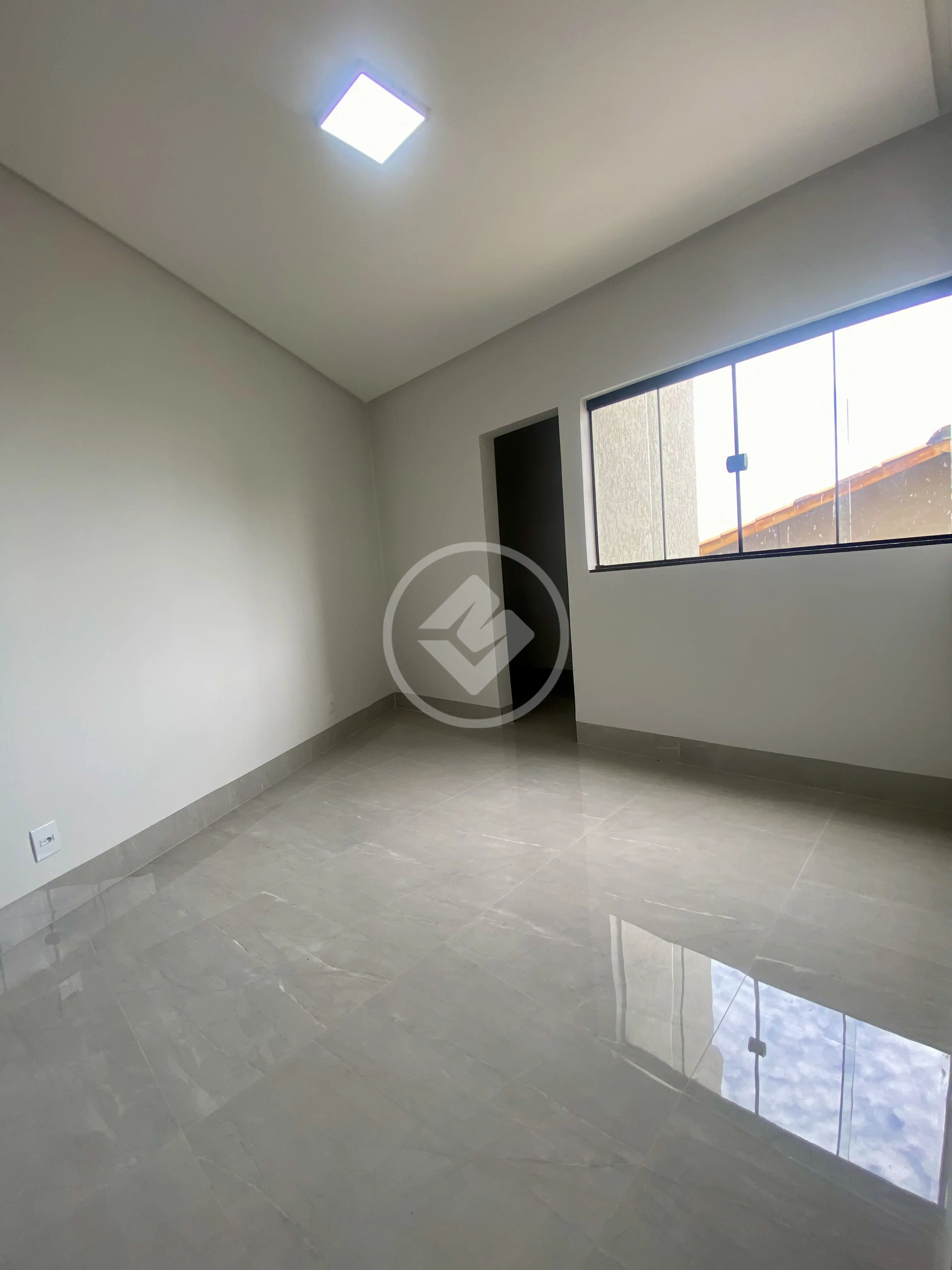 Sobrado 3 quartos no Residencial Canadá, Goiânia — foto 5 de 6