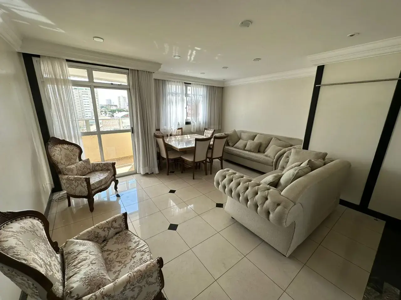 Apartamento para Locação com 2 Quartos, sendo 2 Suítes - 109,74m² - Martins - Uberlândia/MG